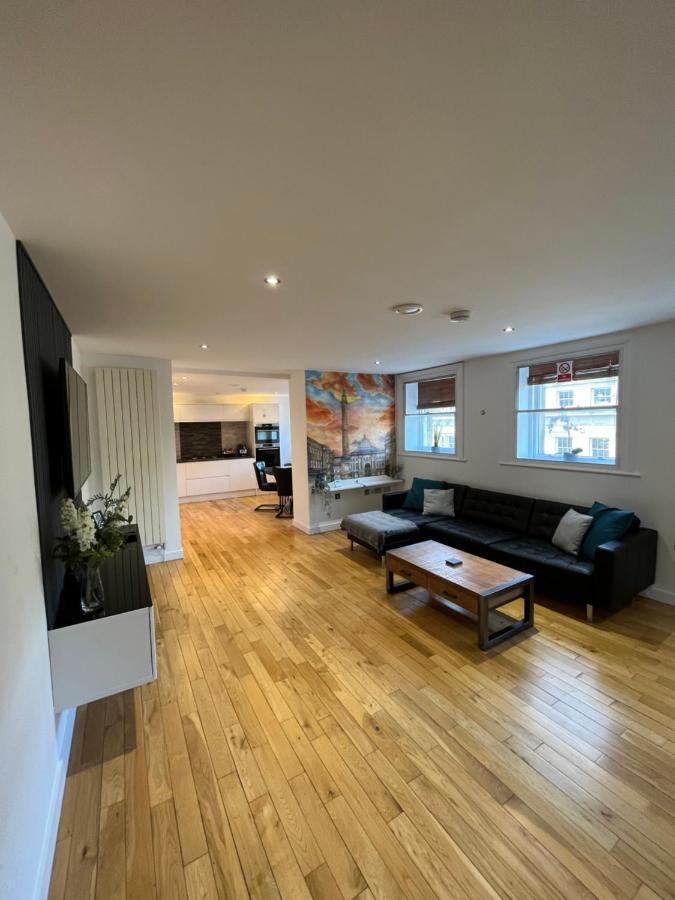 Ne1 Luxury Centre Apartment